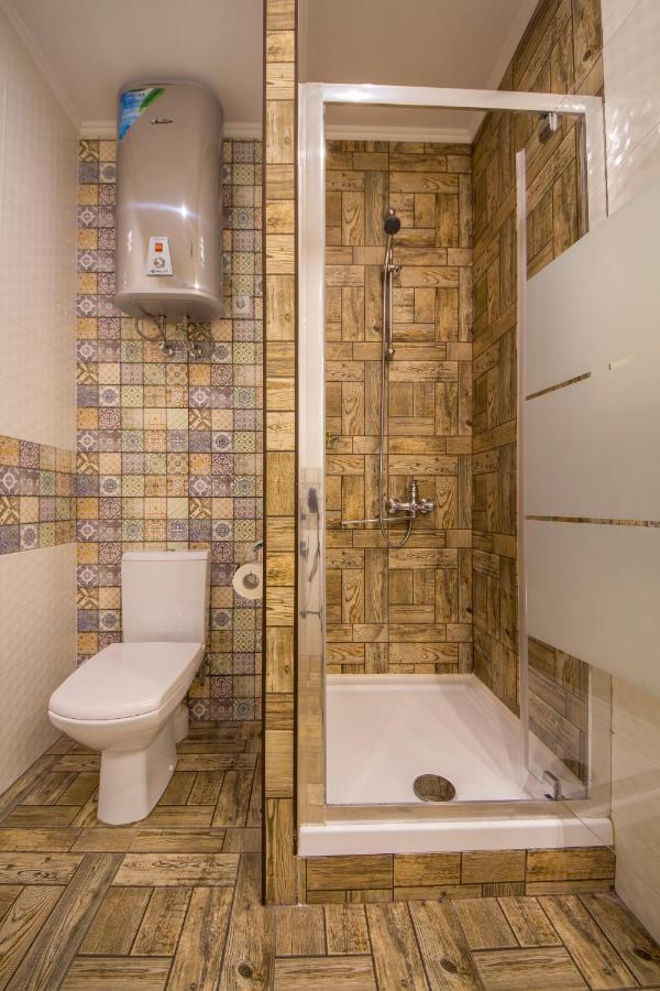Design Apartments On Velyka Vasylkivska 42 Kiev Exterior foto